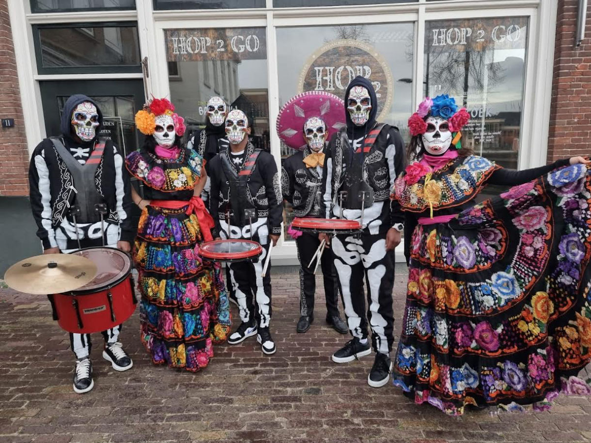 Dia de Los Muertos parade